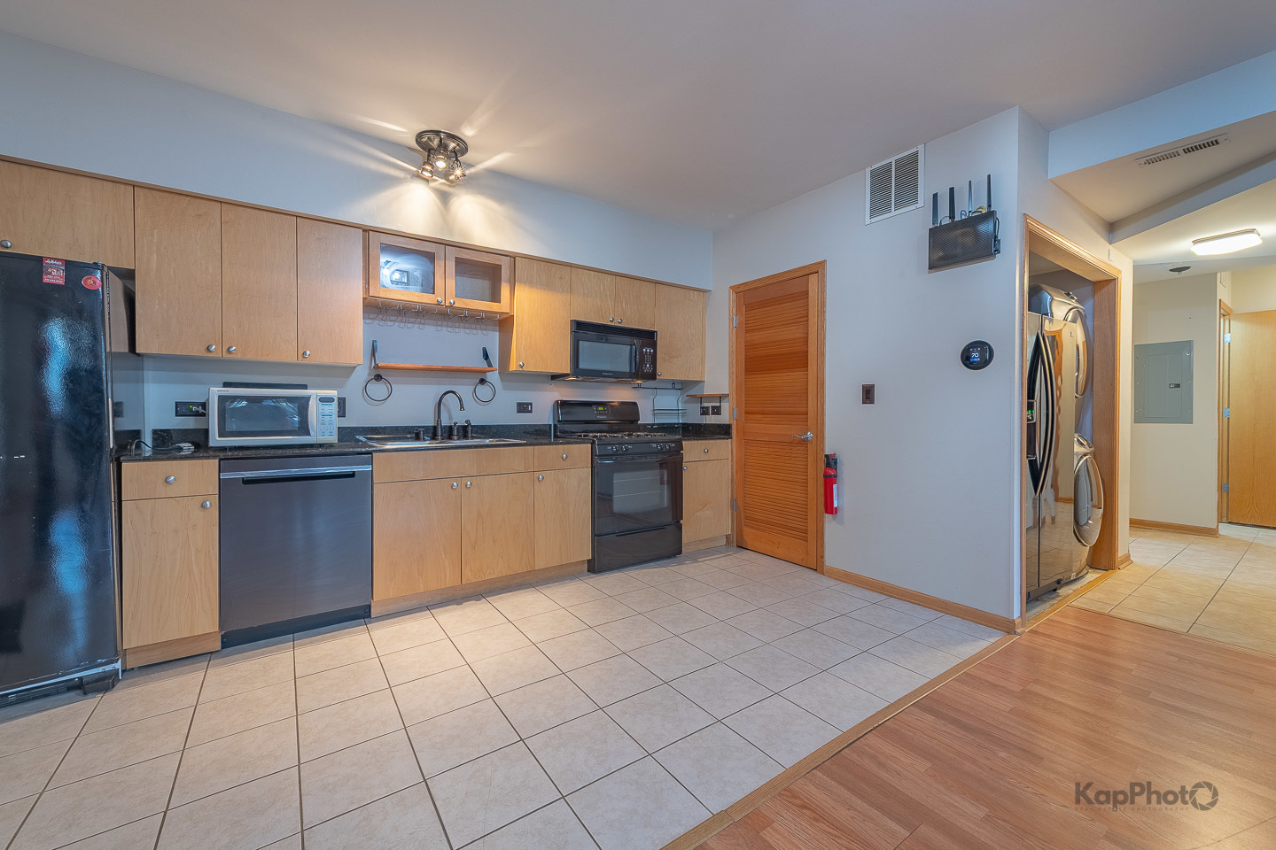 519 S Maplewood Avenue Unit: 1W