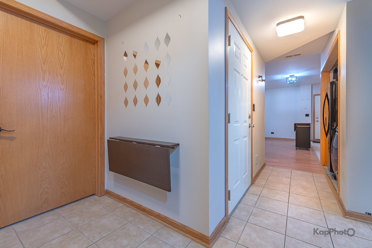 519 S Maplewood Avenue Unit: 1W