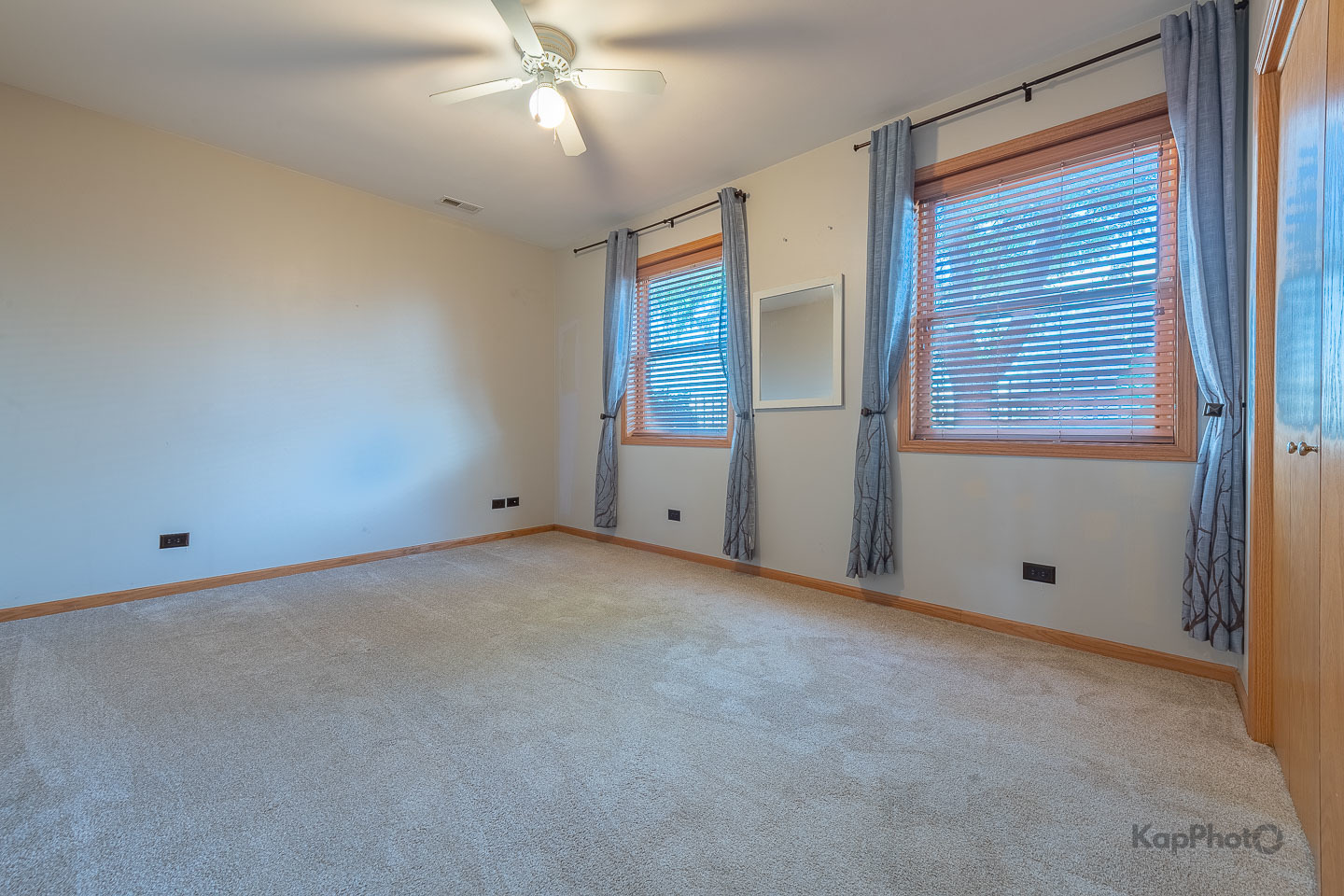 519 S Maplewood Avenue Unit: 1W