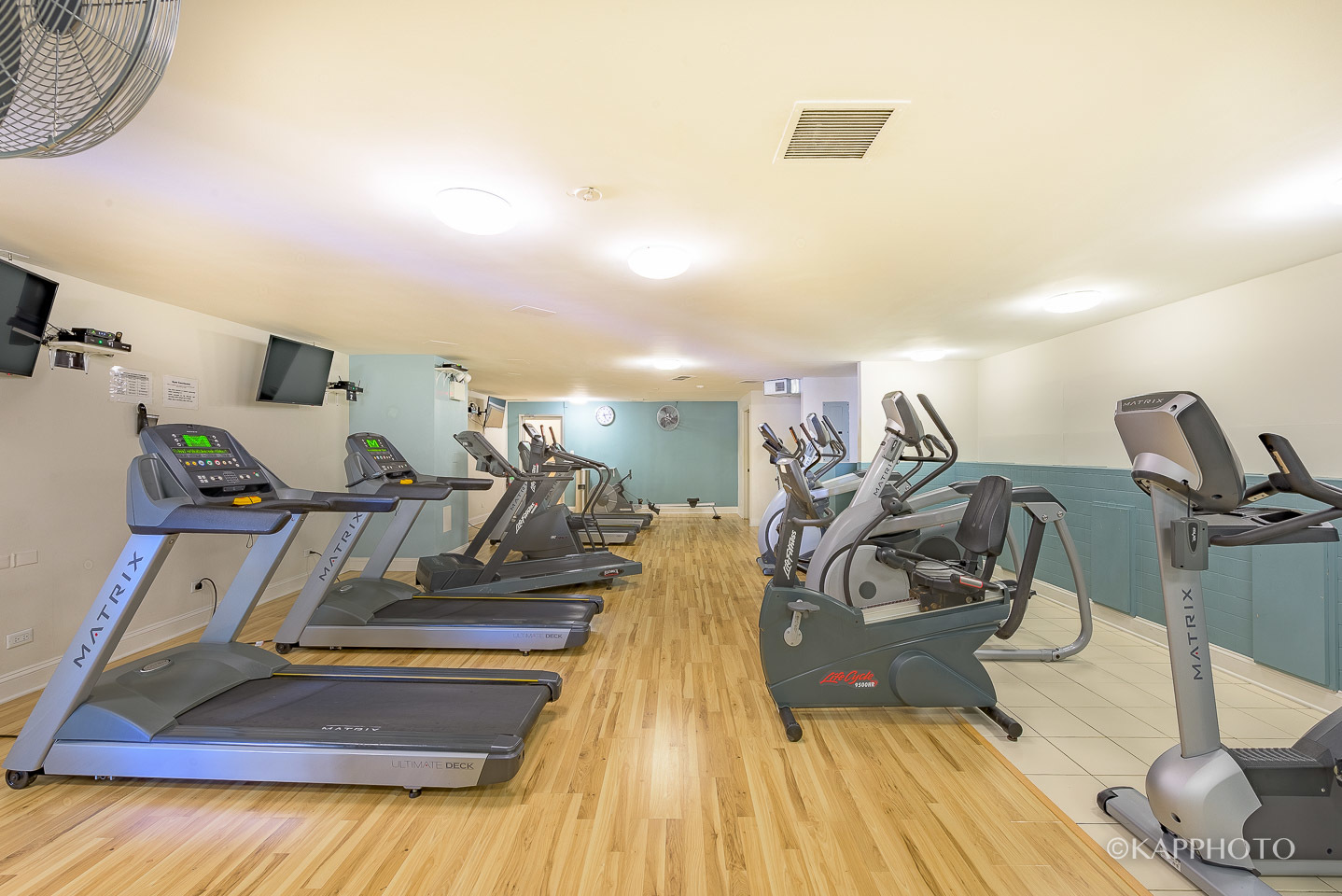 3600 N Lake Shore Drive Unit: 1216