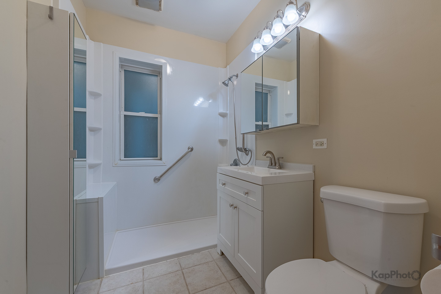 4408 N Long Avenue Unit: 1