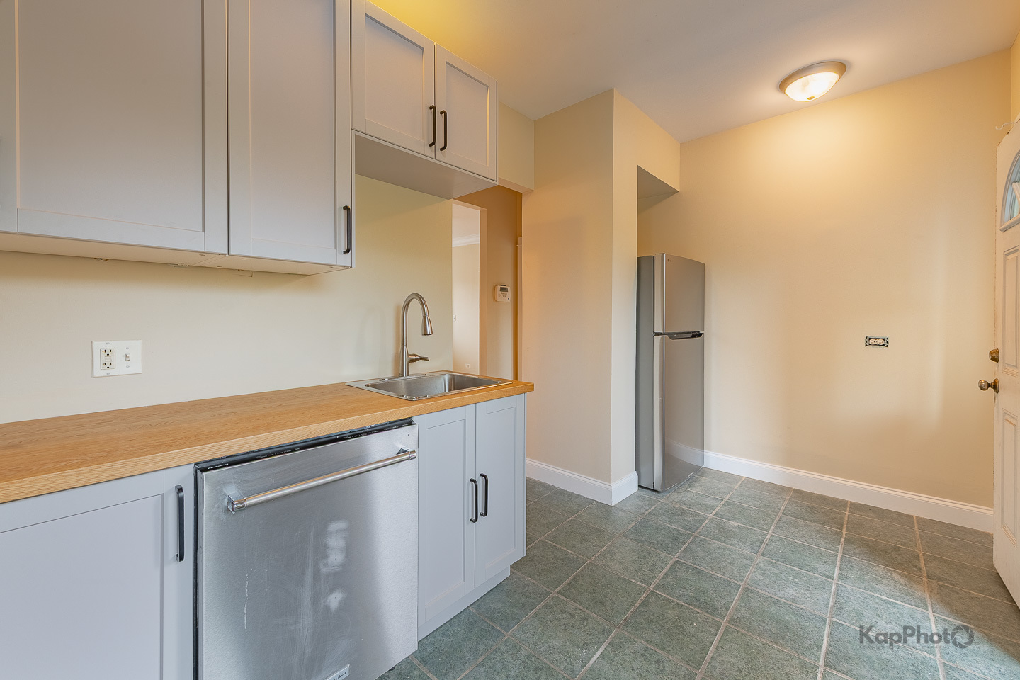 4408 N Long Avenue Unit: 1
