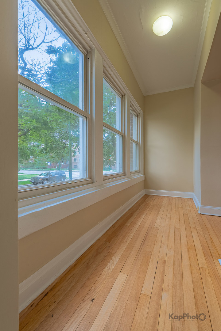 4408 N Long Avenue Unit: 1