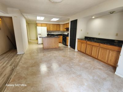 1602 S Highland Avenue