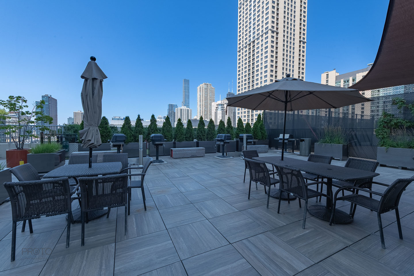 345 N La Salle Drive Unit: 2607