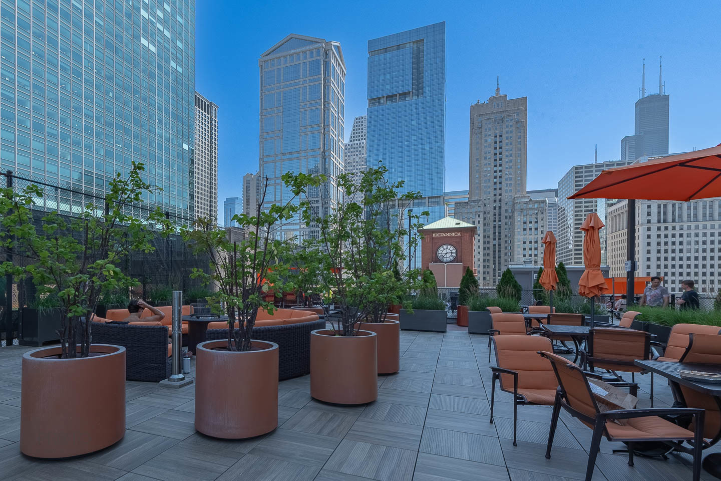 345 N La Salle Drive Unit: 2607
