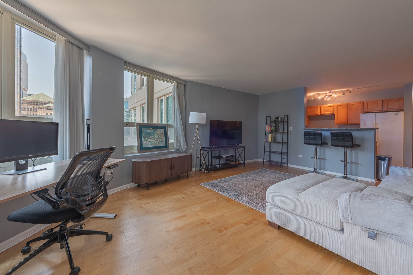 345 N La Salle Drive Unit: 2607