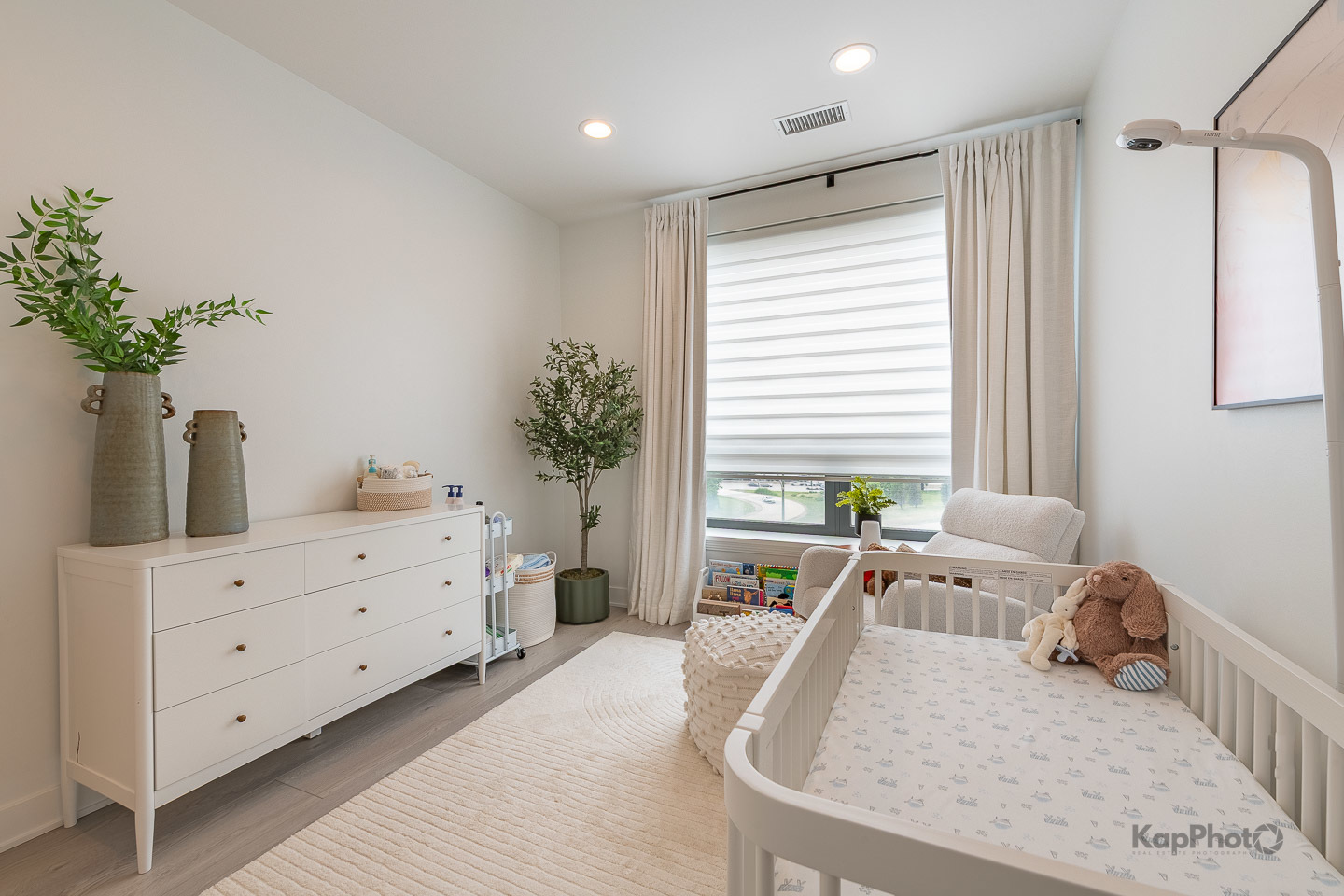 859 W Erie Street Unit: 506