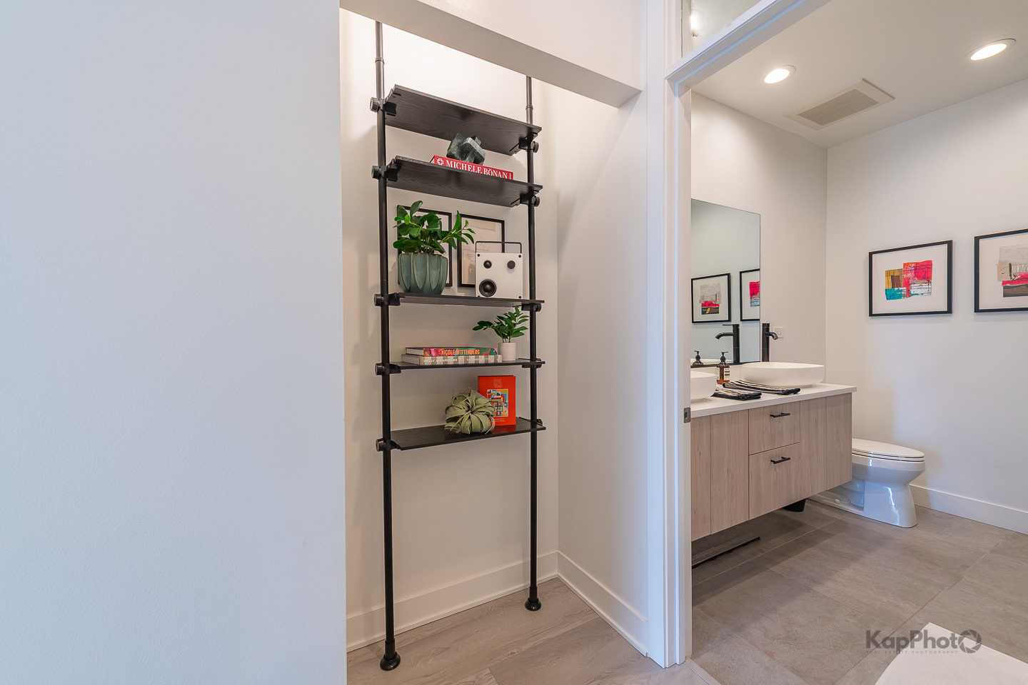 859 W Erie Street Unit: 506