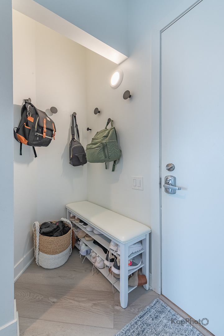 859 W Erie Street Unit: 506