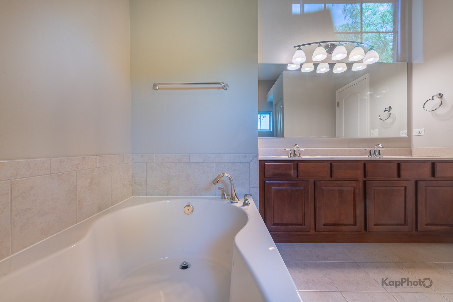 27W708 N Meadowview Drive
