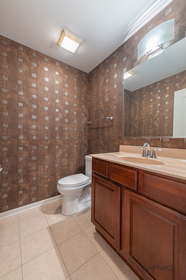 27W708 N Meadowview Drive