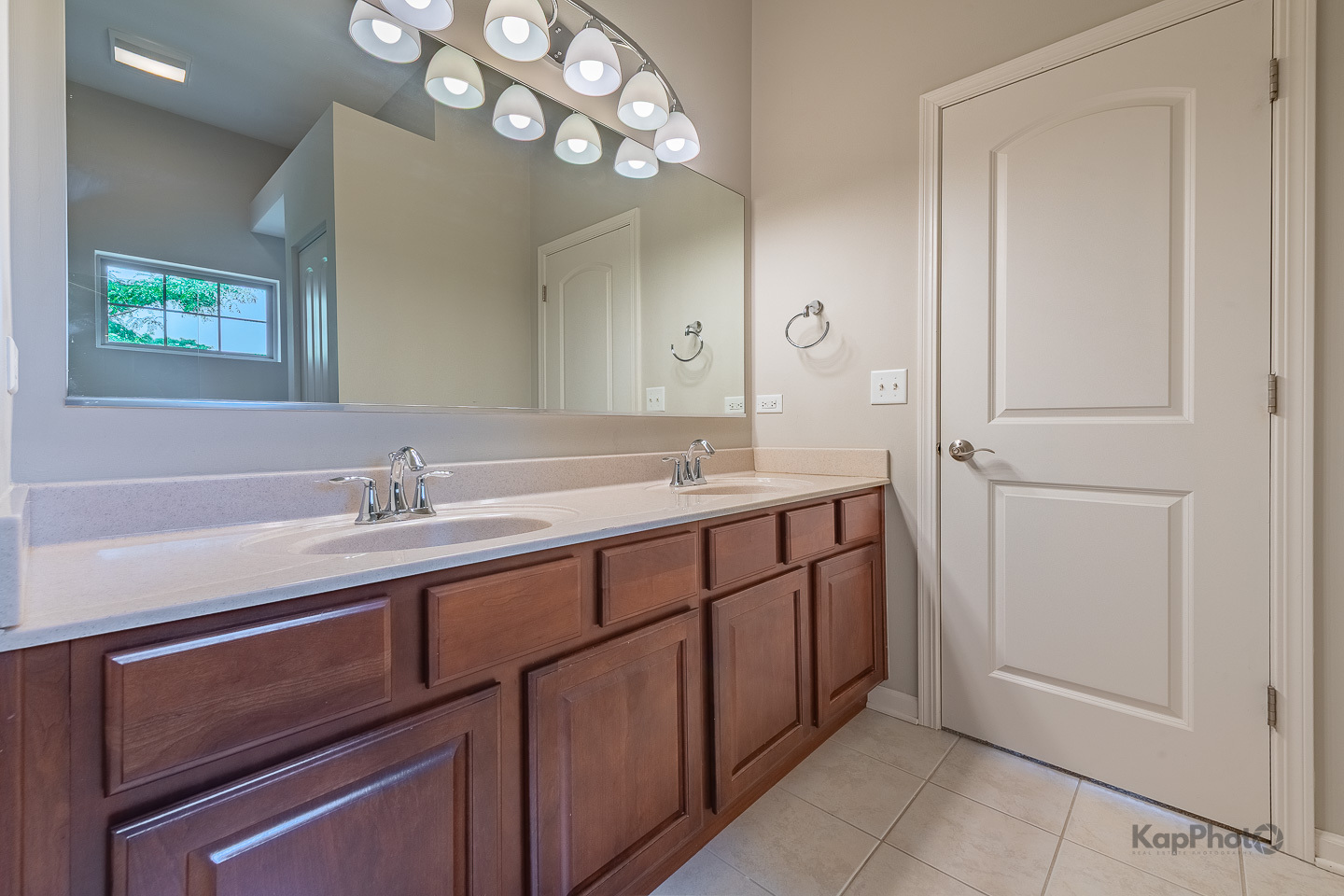 27W708 N Meadowview Drive