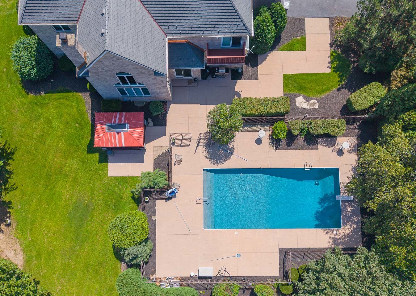 15120 Alpine Drive