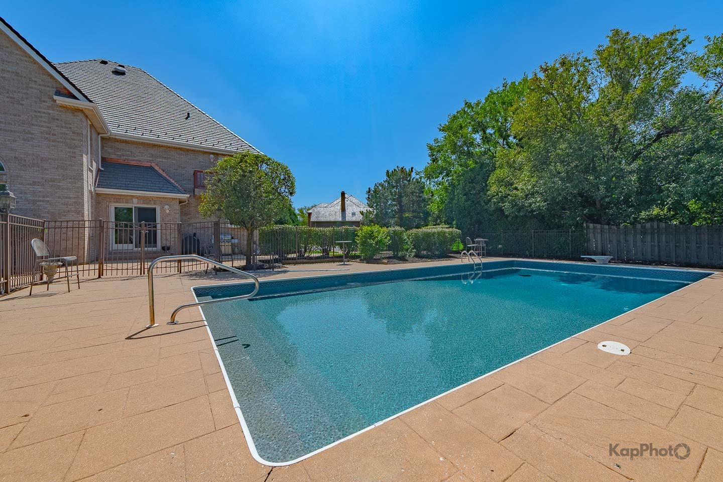 15120 Alpine Drive
