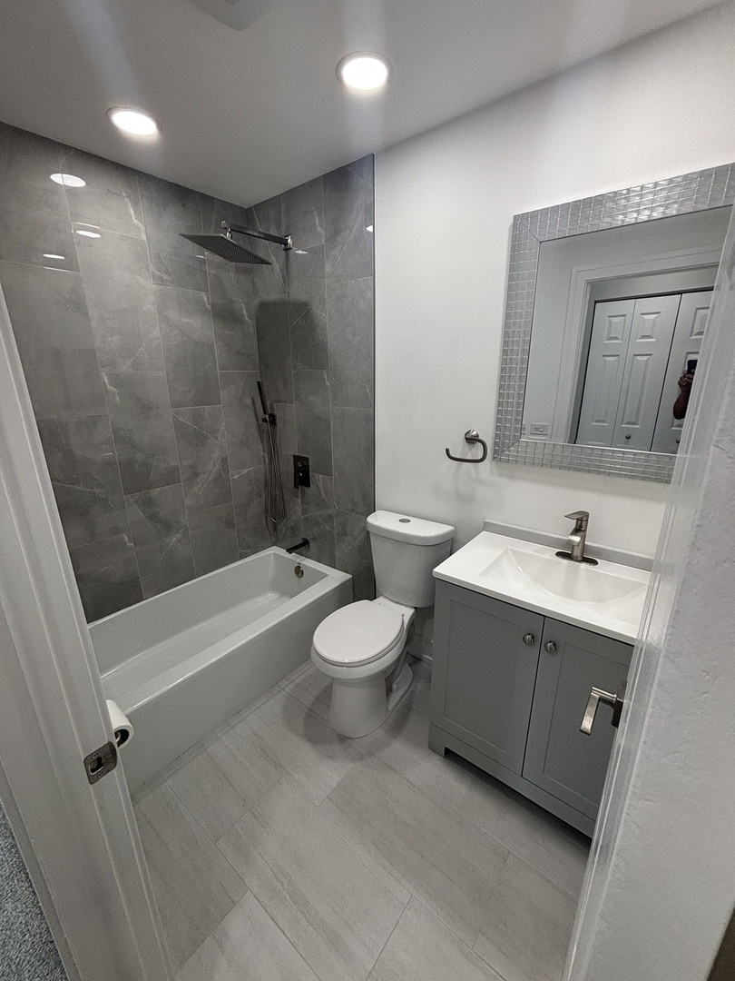 282 Pembridge Lane Unit: A2