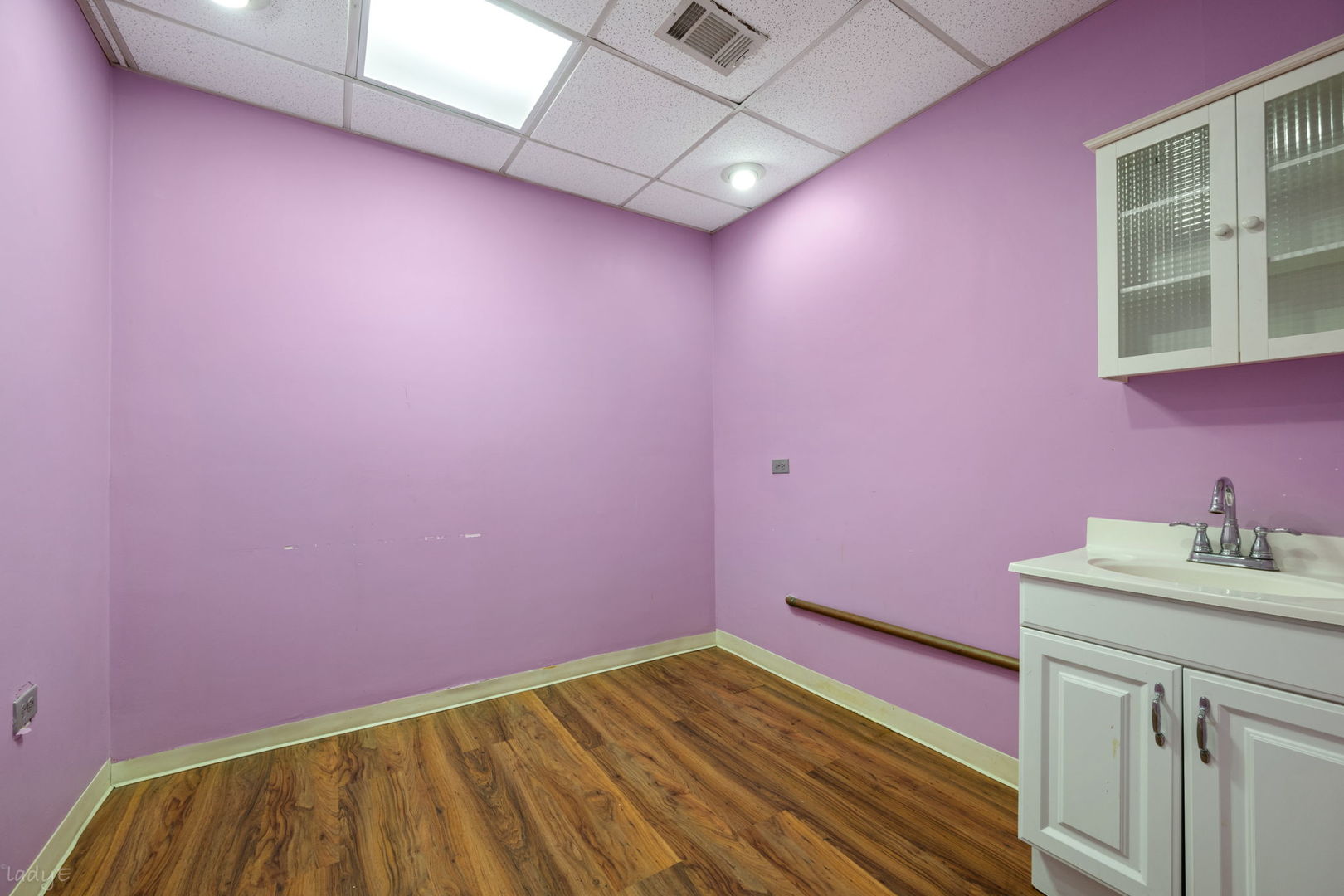 3200 N Lake Shore Drive Unit: 225