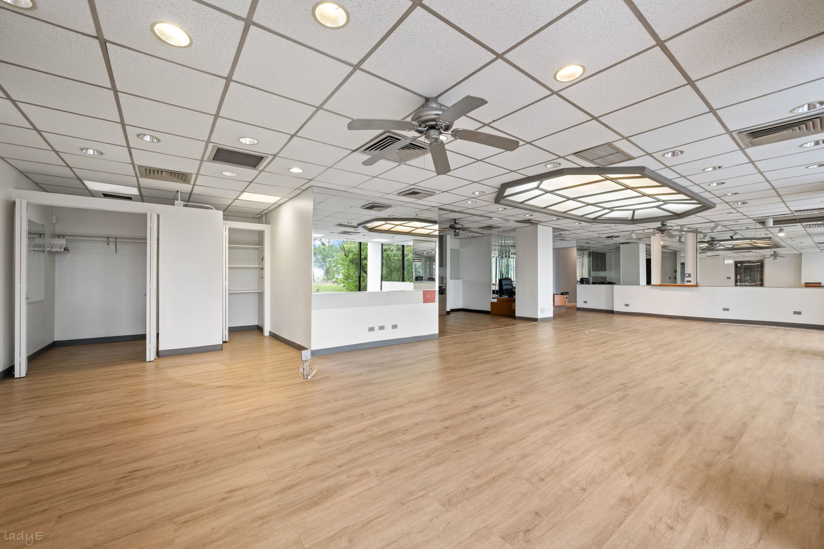 3200 N Lake Shore Drive Unit: 225