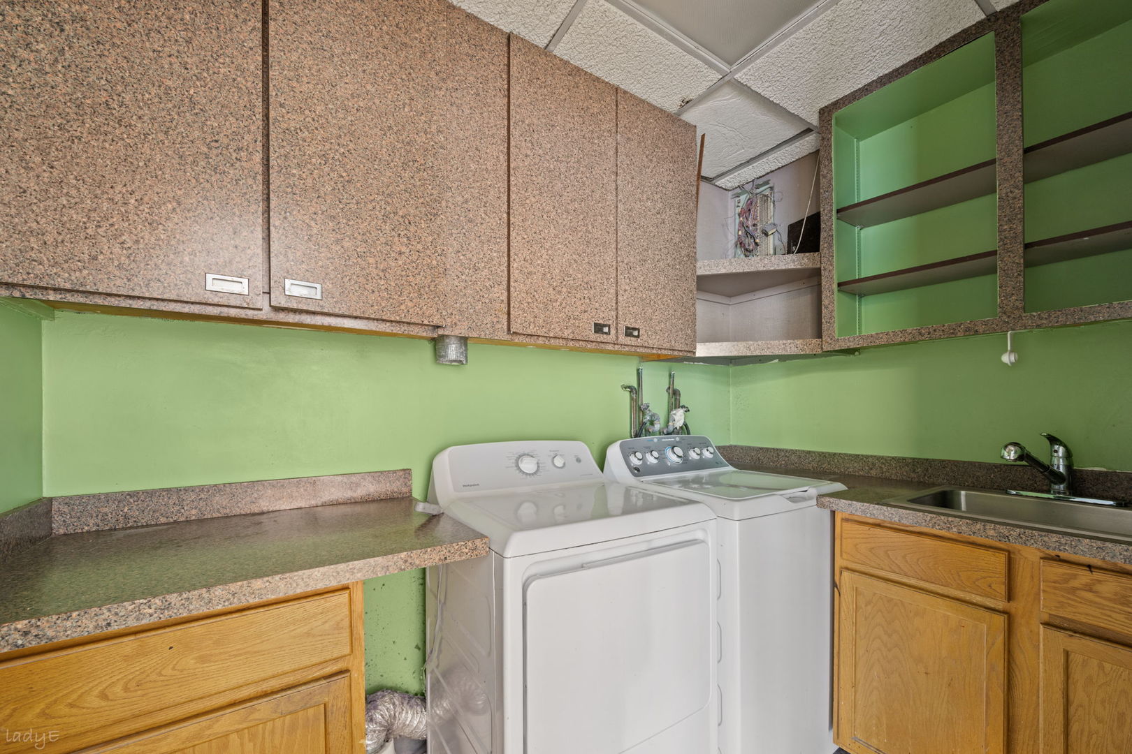 3200 N Lake Shore Drive Unit: 225