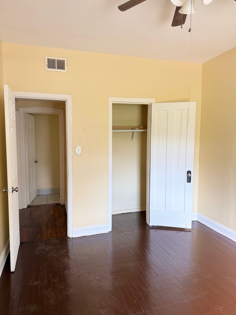 5703 S Emerald Avenue Unit: 2