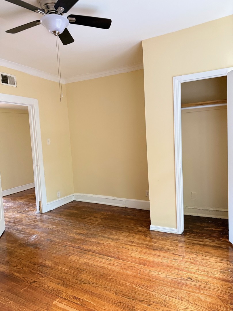 5703 S Emerald Avenue Unit: 2