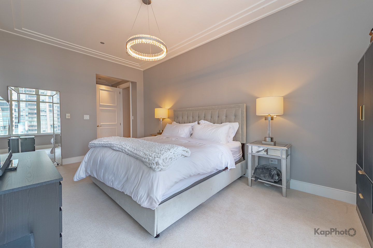 118 E Erie Street Unit: 18D