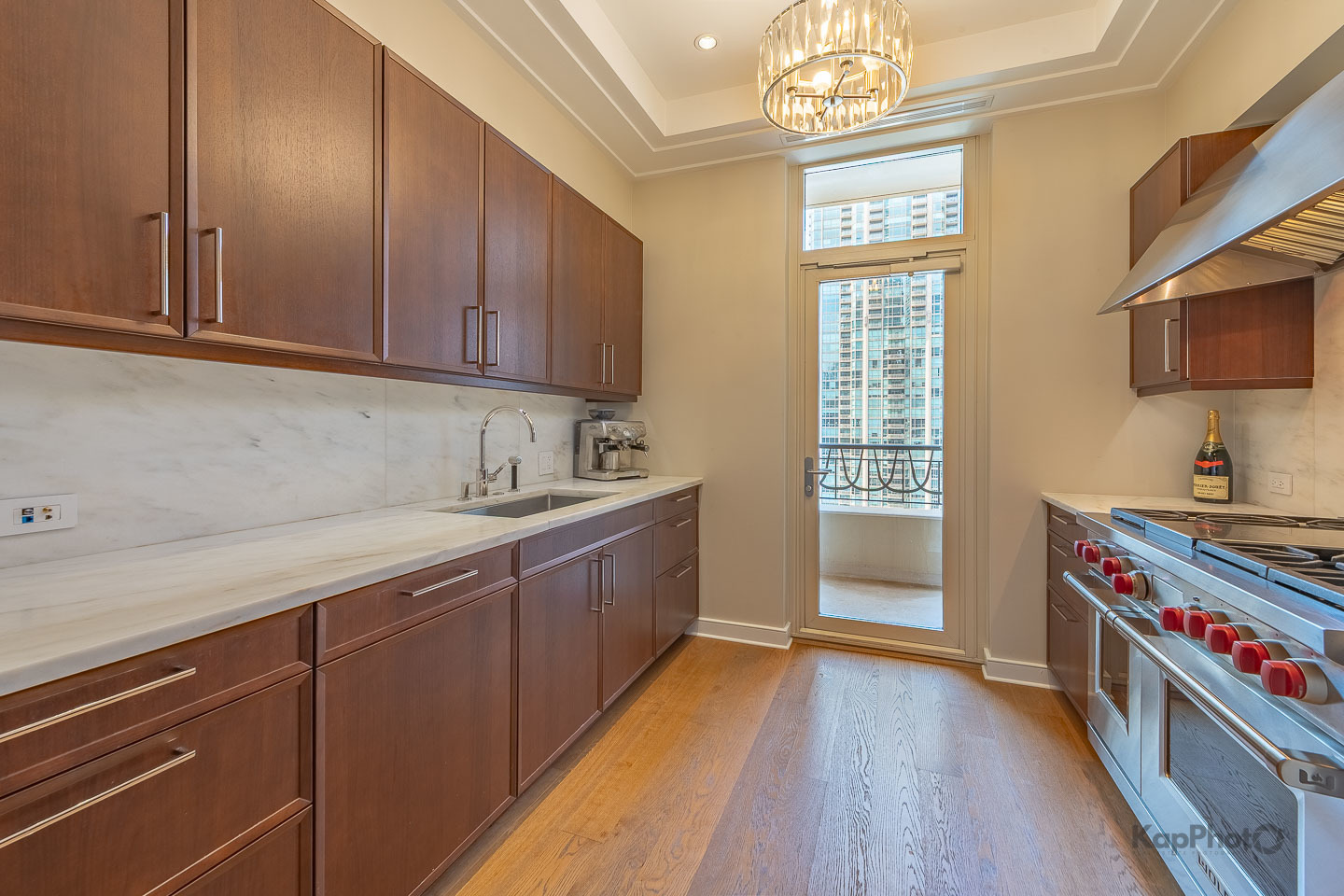 118 E Erie Street Unit: 18D