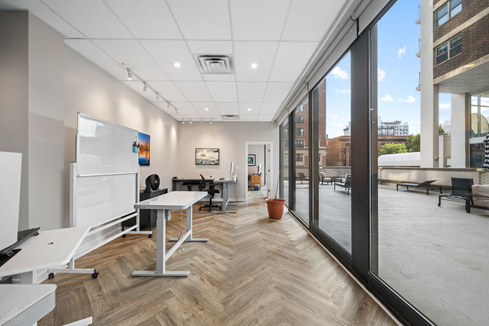 3200 N Lake Shore Drive Unit: 200