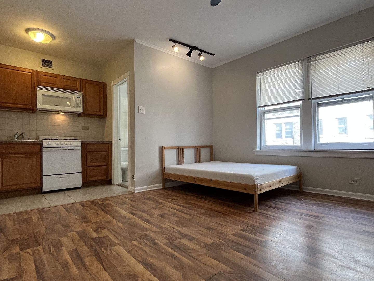 5135 S Kenwood Avenue Unit: 406