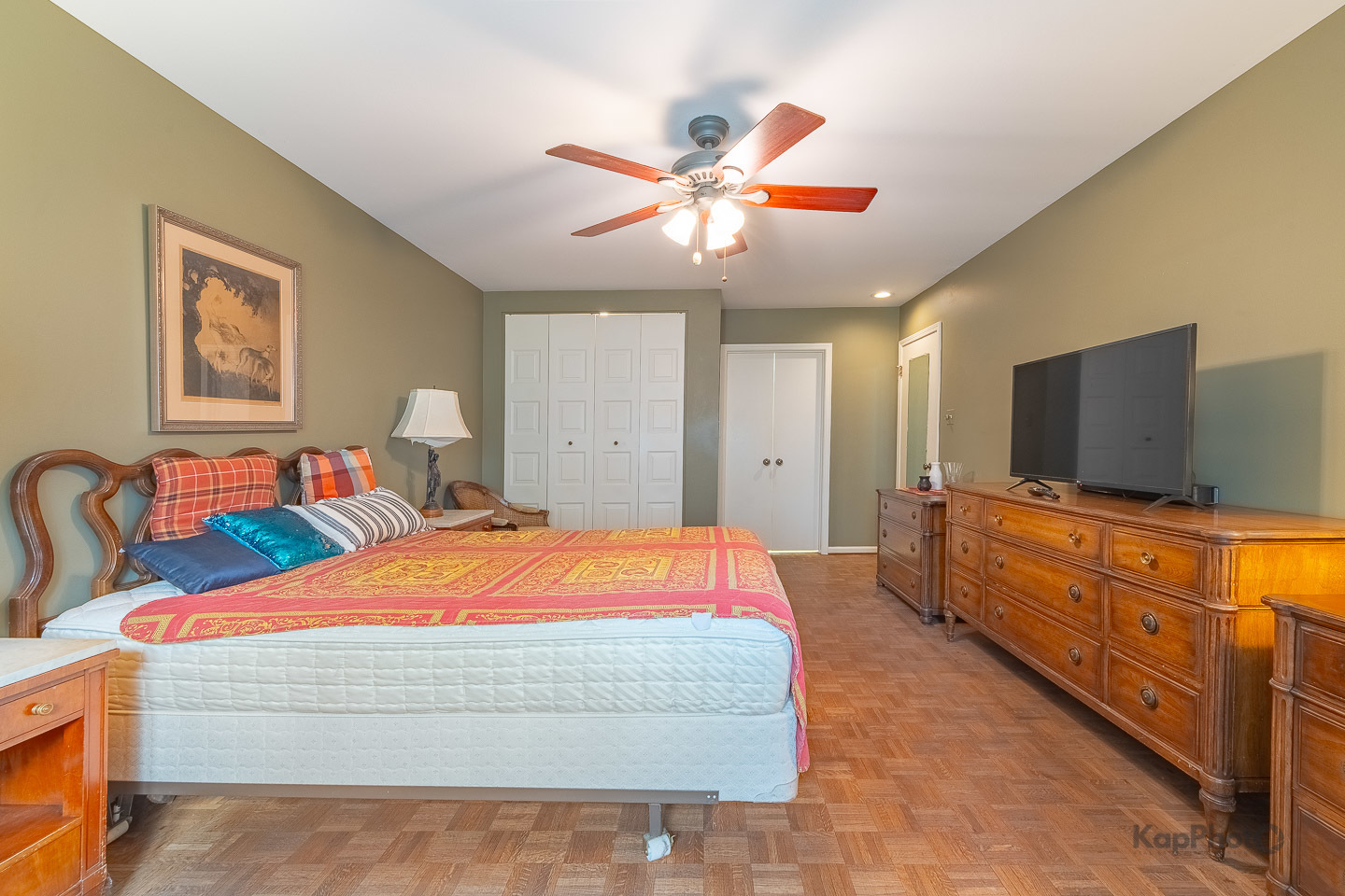 4949 Golf Road Unit: 105