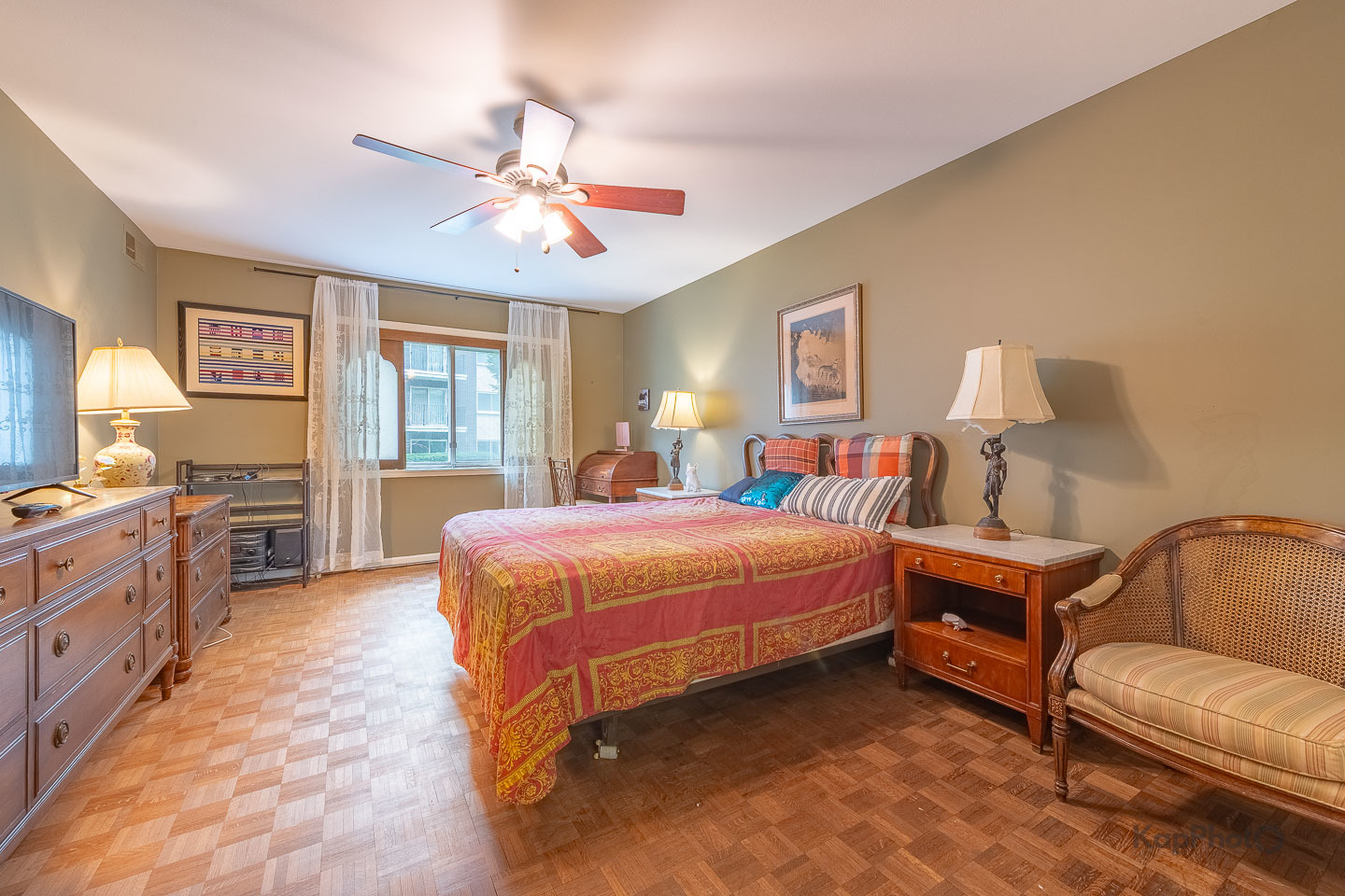 4949 Golf Road Unit: 105