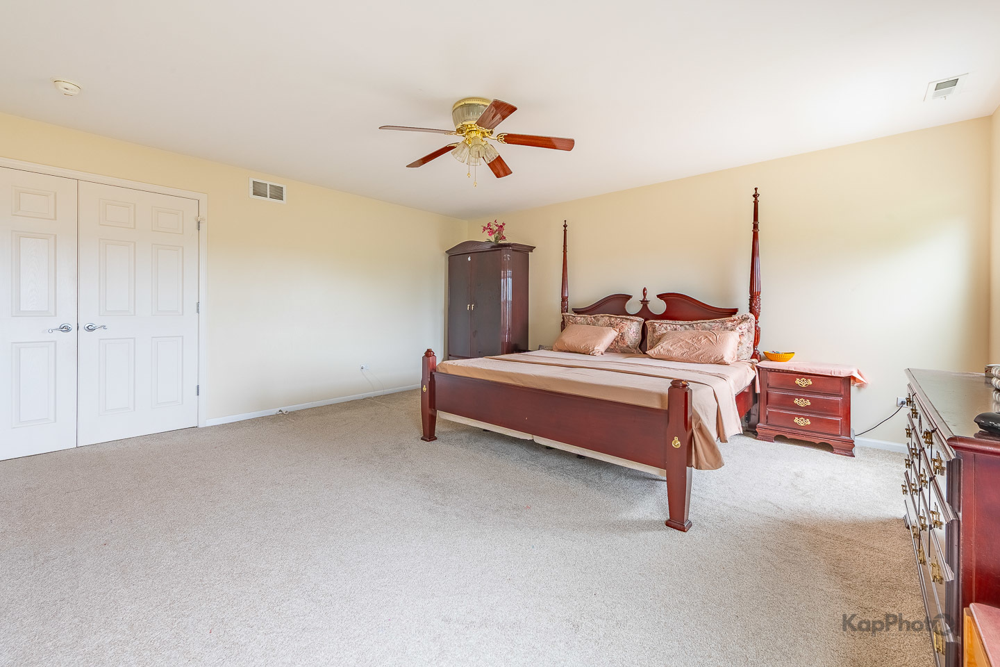 1512 Parkside Drive
