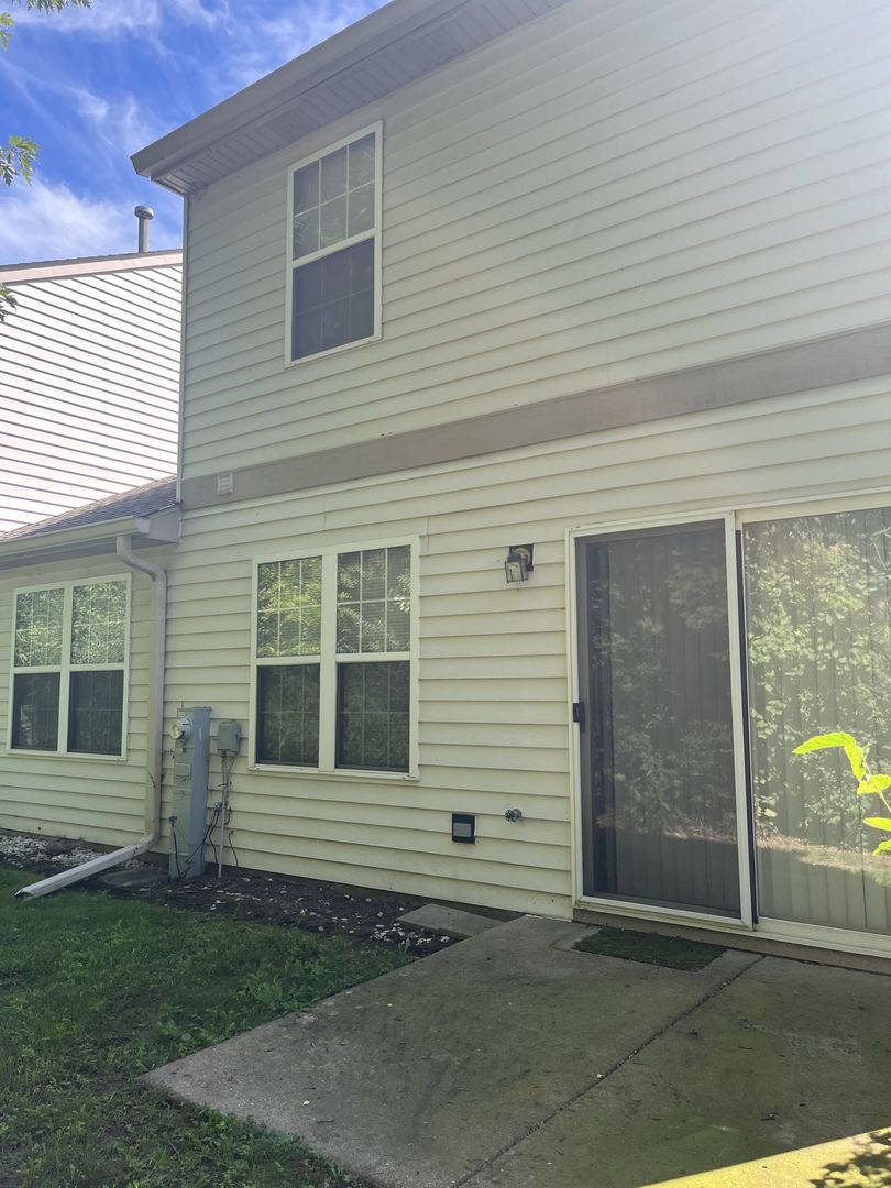 1404 W Split Oak Circle