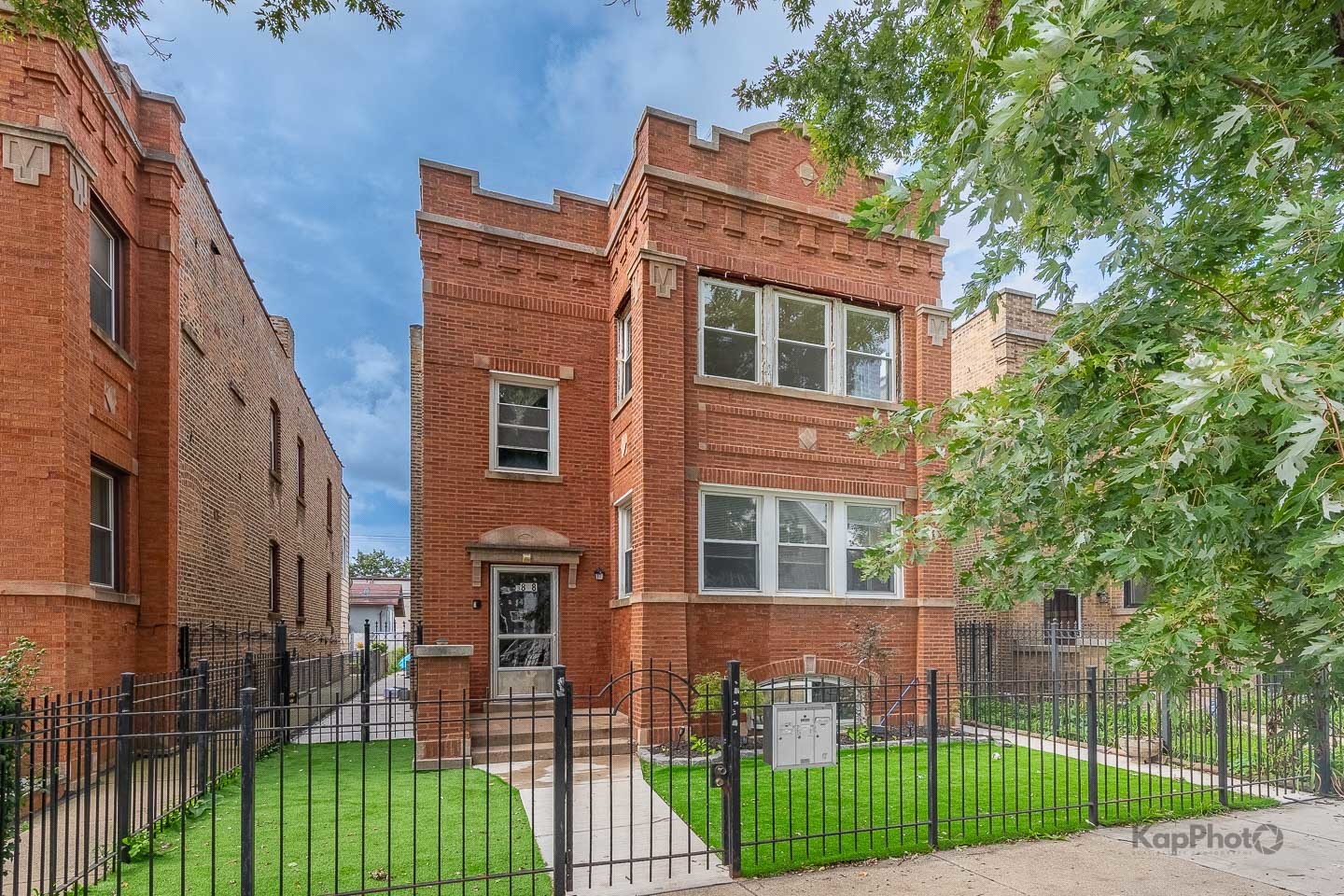 3818 N Kimball Avenue Unit: 2