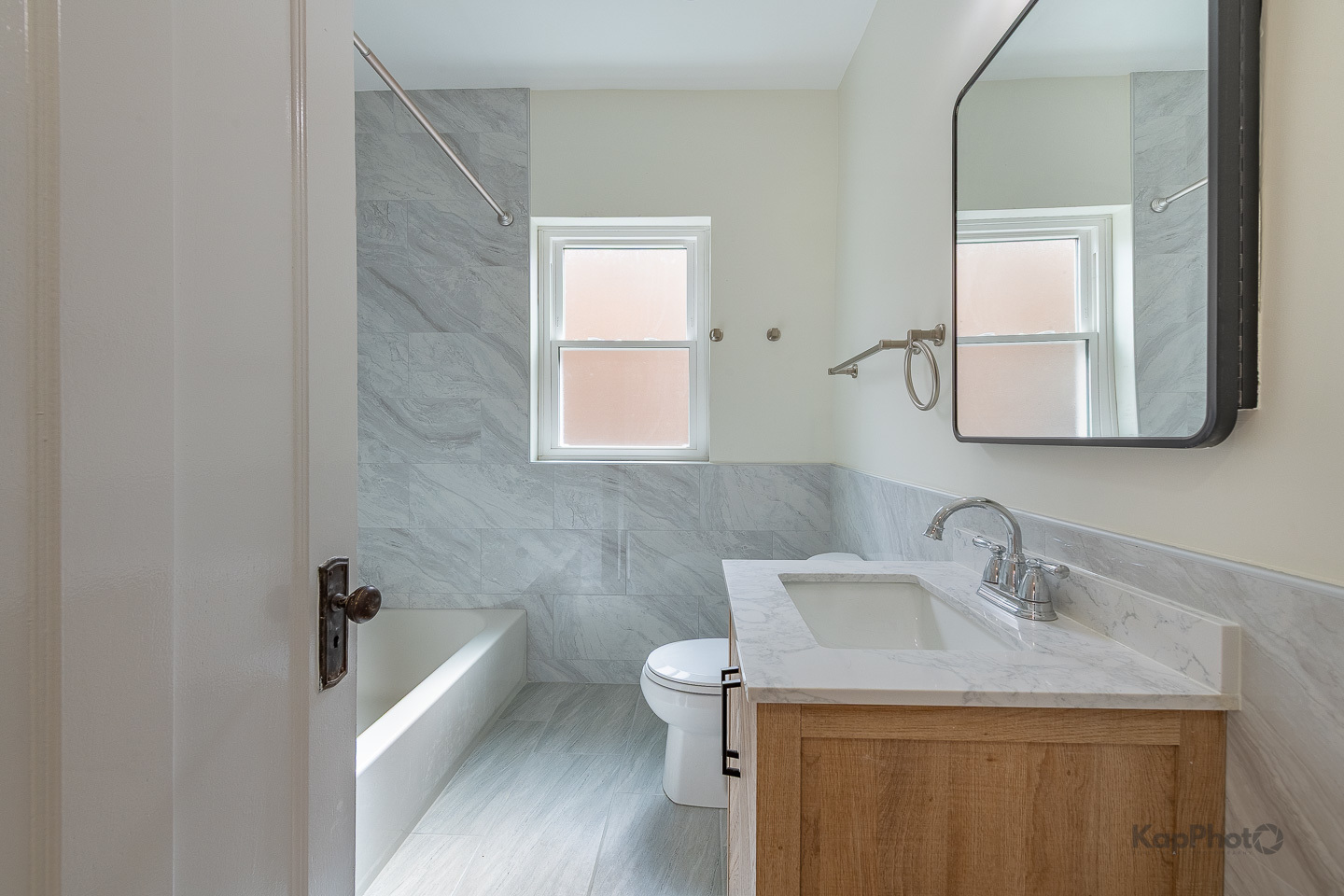 3818 N Kimball Avenue Unit: 2