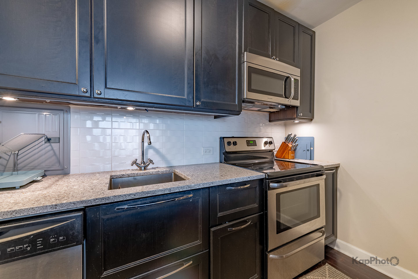 535 N Michigan Avenue Unit: 2003