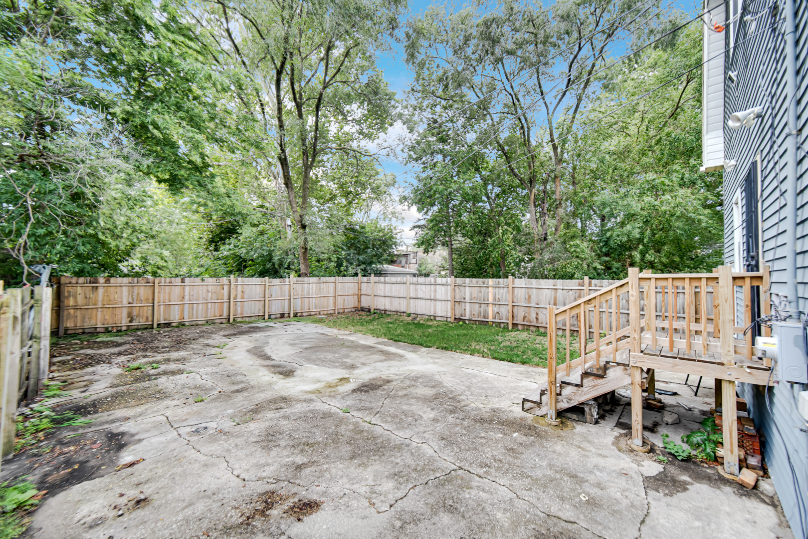 135 W 109th Place