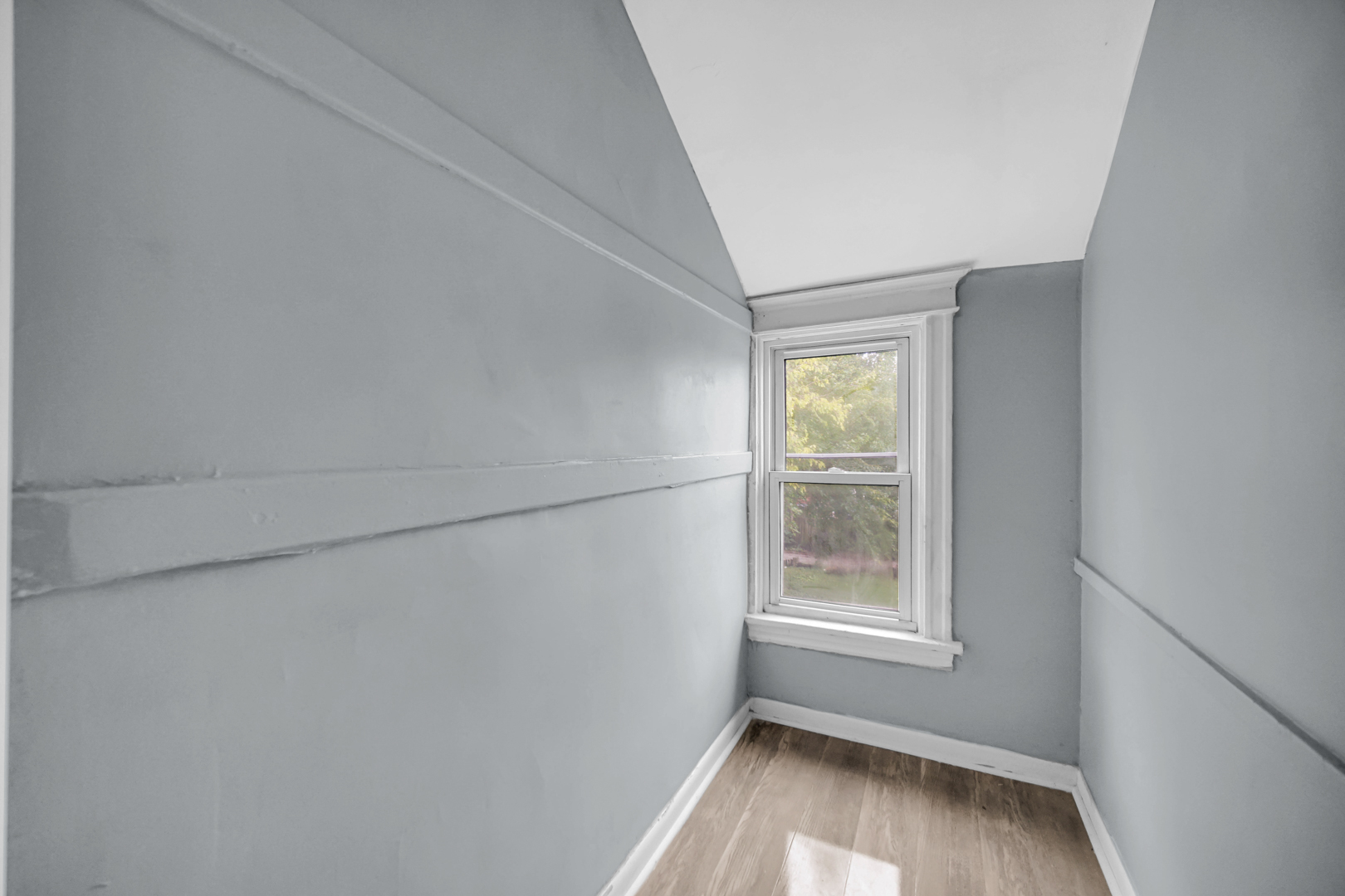 135 W 109th Place