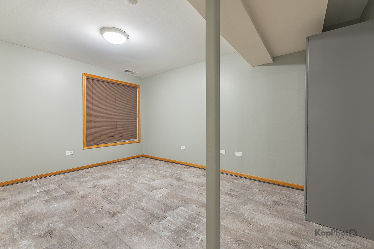 6126 S University Avenue Unit: 1