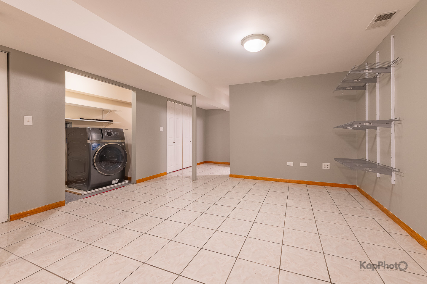 6126 S University Avenue Unit: 1