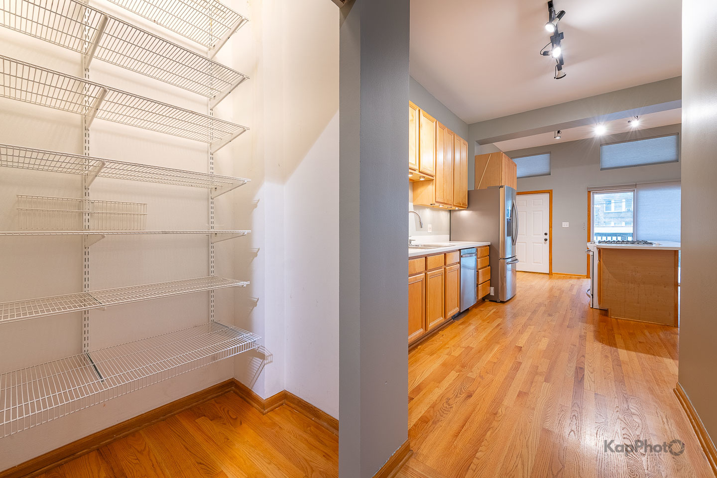 6126 S University Avenue Unit: 1