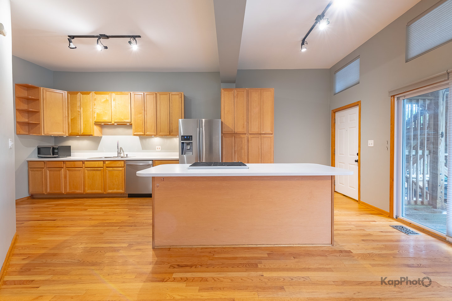 6126 S University Avenue Unit: 1