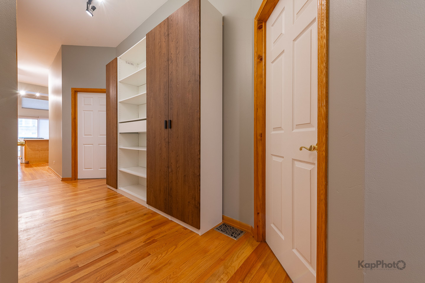 6126 S University Avenue Unit: 1
