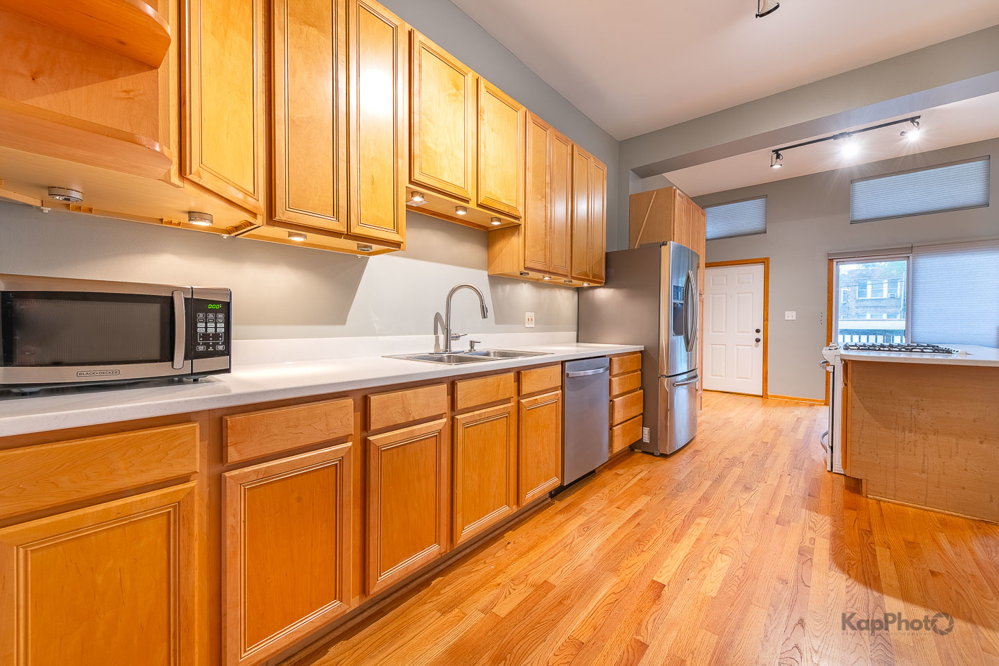 6126 S University Avenue Unit: 1