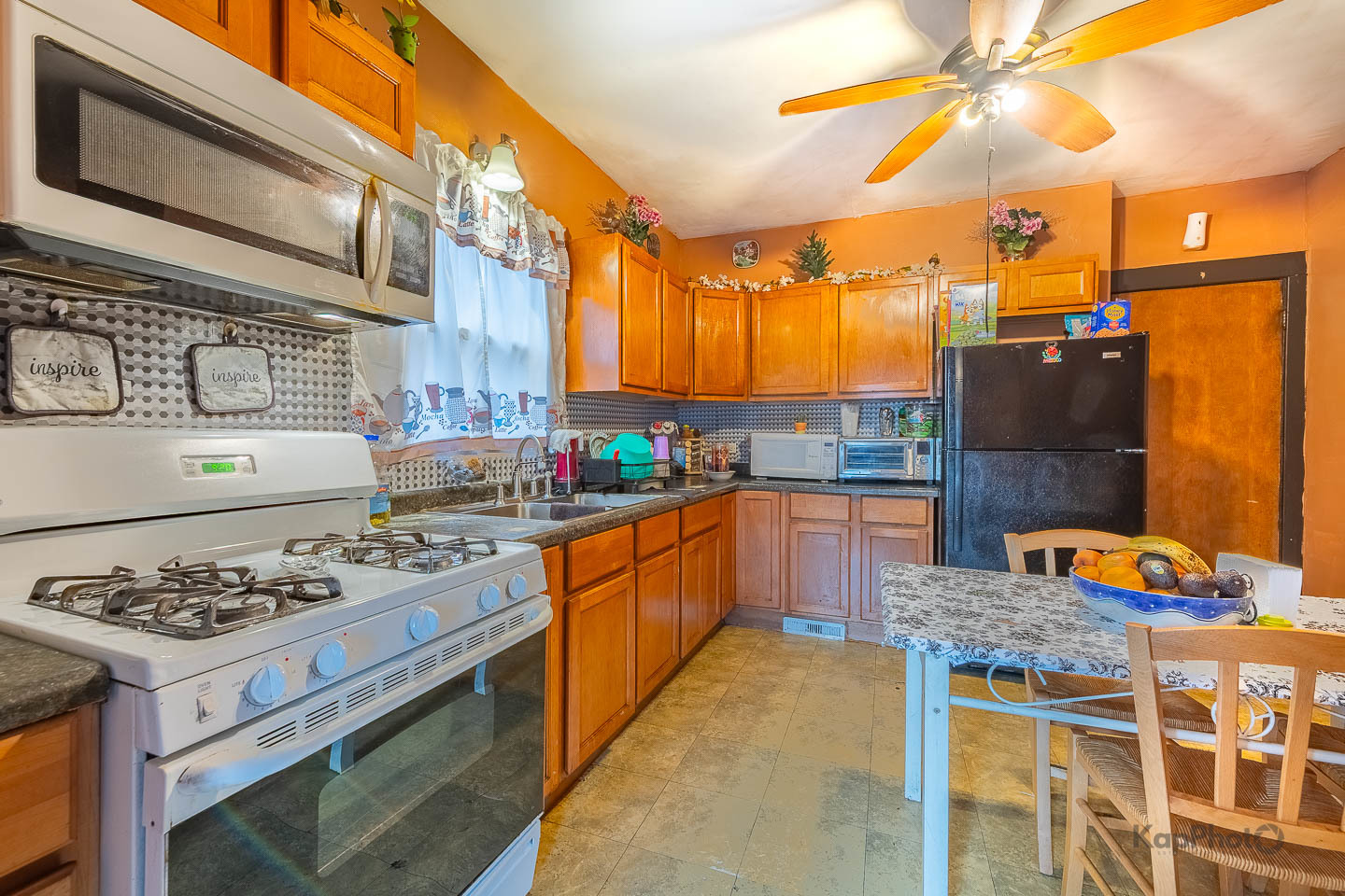 2135 N Latrobe Avenue