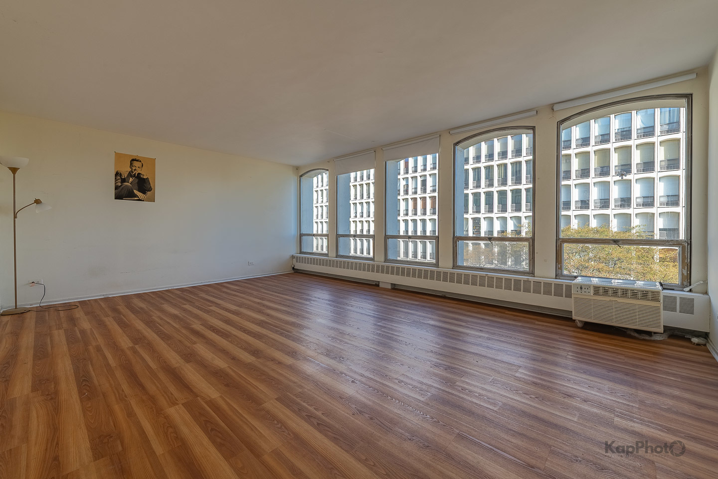 1450 E 55th Street Unit: 527S