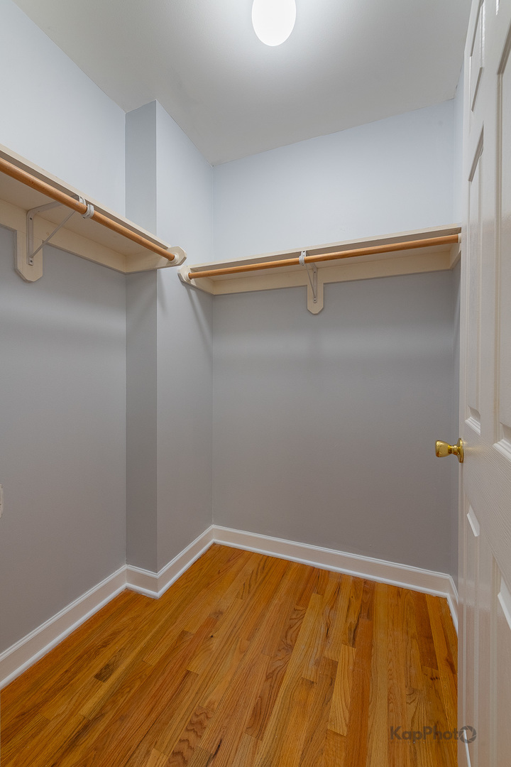 2254 W Adams Street Unit: 0