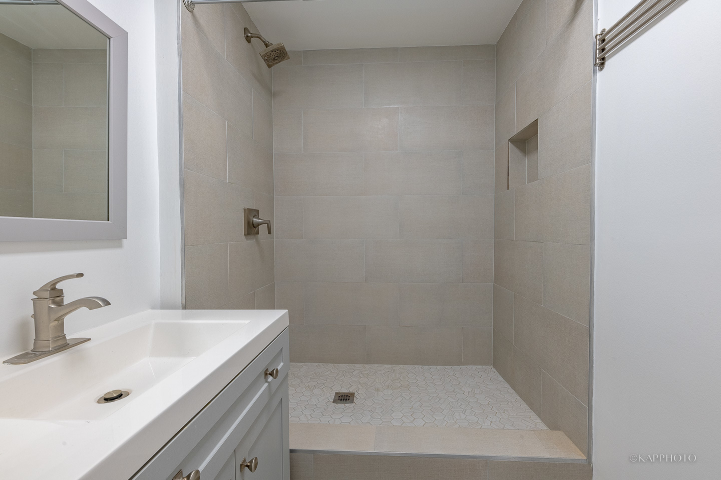 3175 W 115th Street Unit: 3E