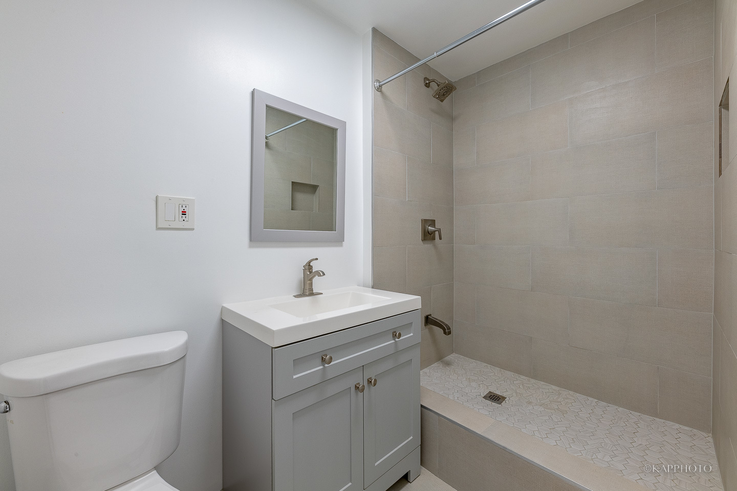 3175 W 115th Street Unit: 3E