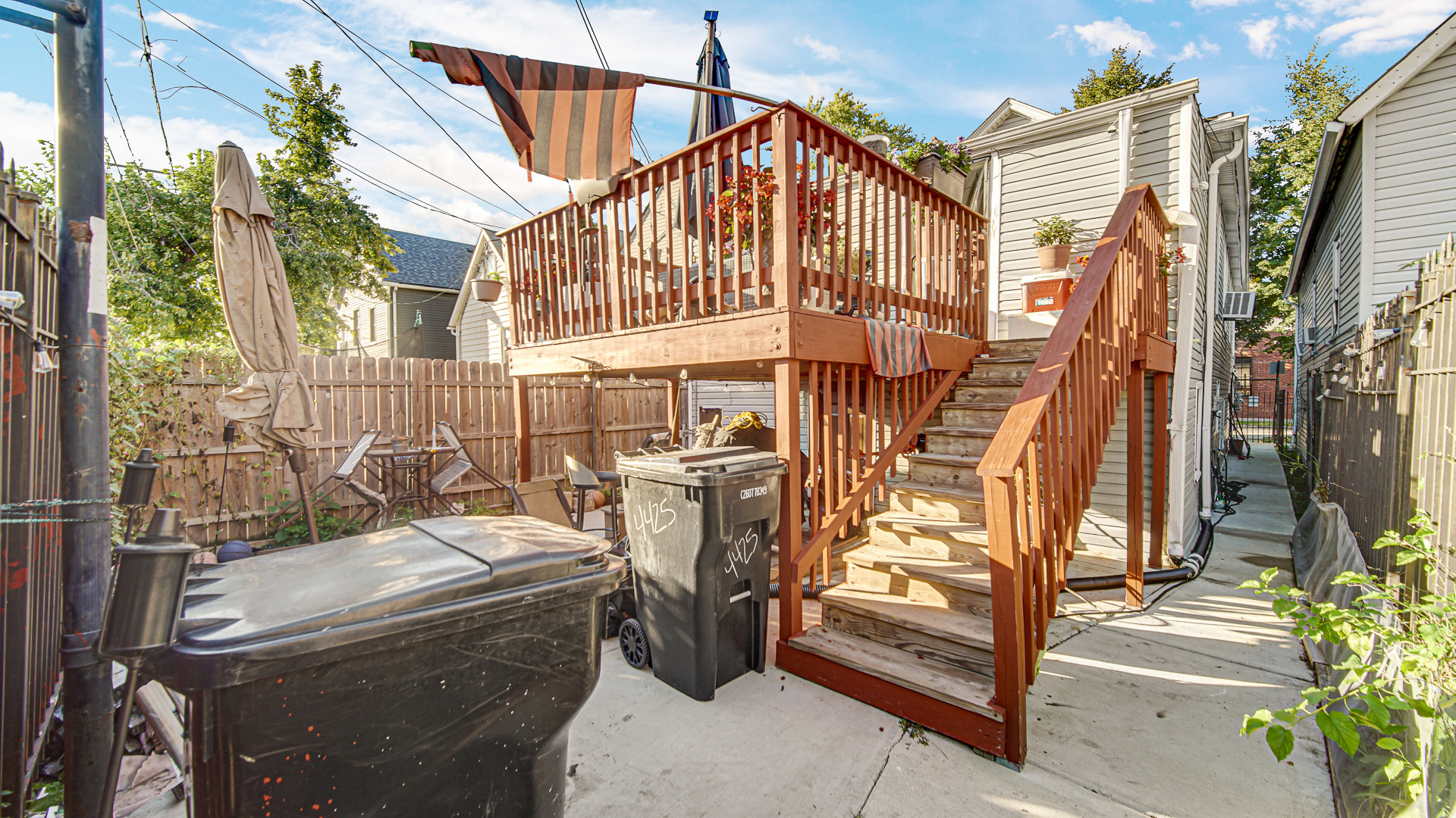 4425 W Carroll Avenue